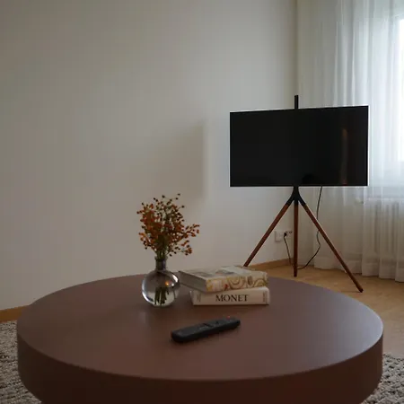 Stadtloft Zuerich- Oerlikon דירה ציריך