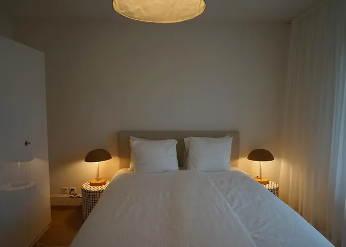 Stadtloft Zuerich- Oerlikon Apartment